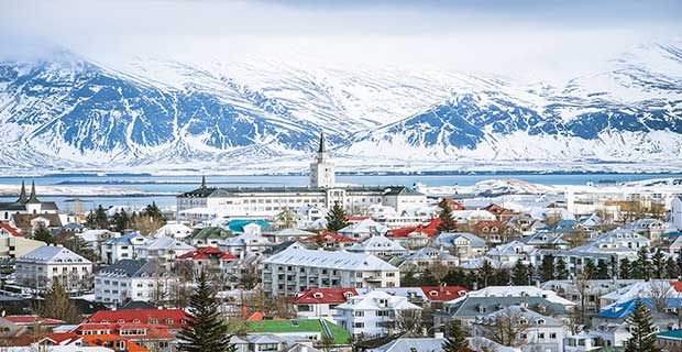 estimated living cost in iceland for Pakistani students 