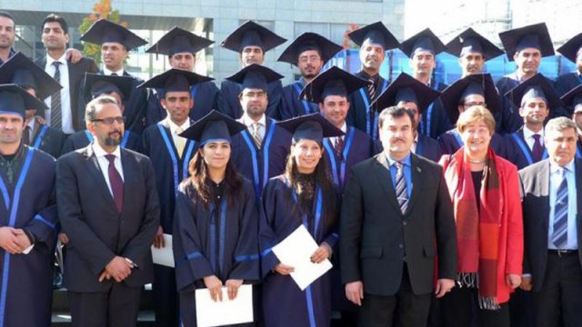 hec-ceremony-marks-award-of-3000-scholarships-to-afghan-national-students-99a7647aff5e58f0753ad2a745d639de.jpg